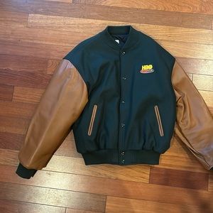 Vintage HBO Sports “Inside the NFL” bomber jacket. Comfortable quilted interior.